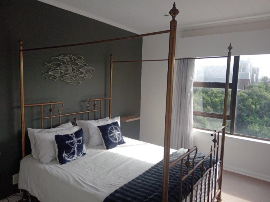 5 Bedroom Property for Sale in Paradise Beach Eastern Cape